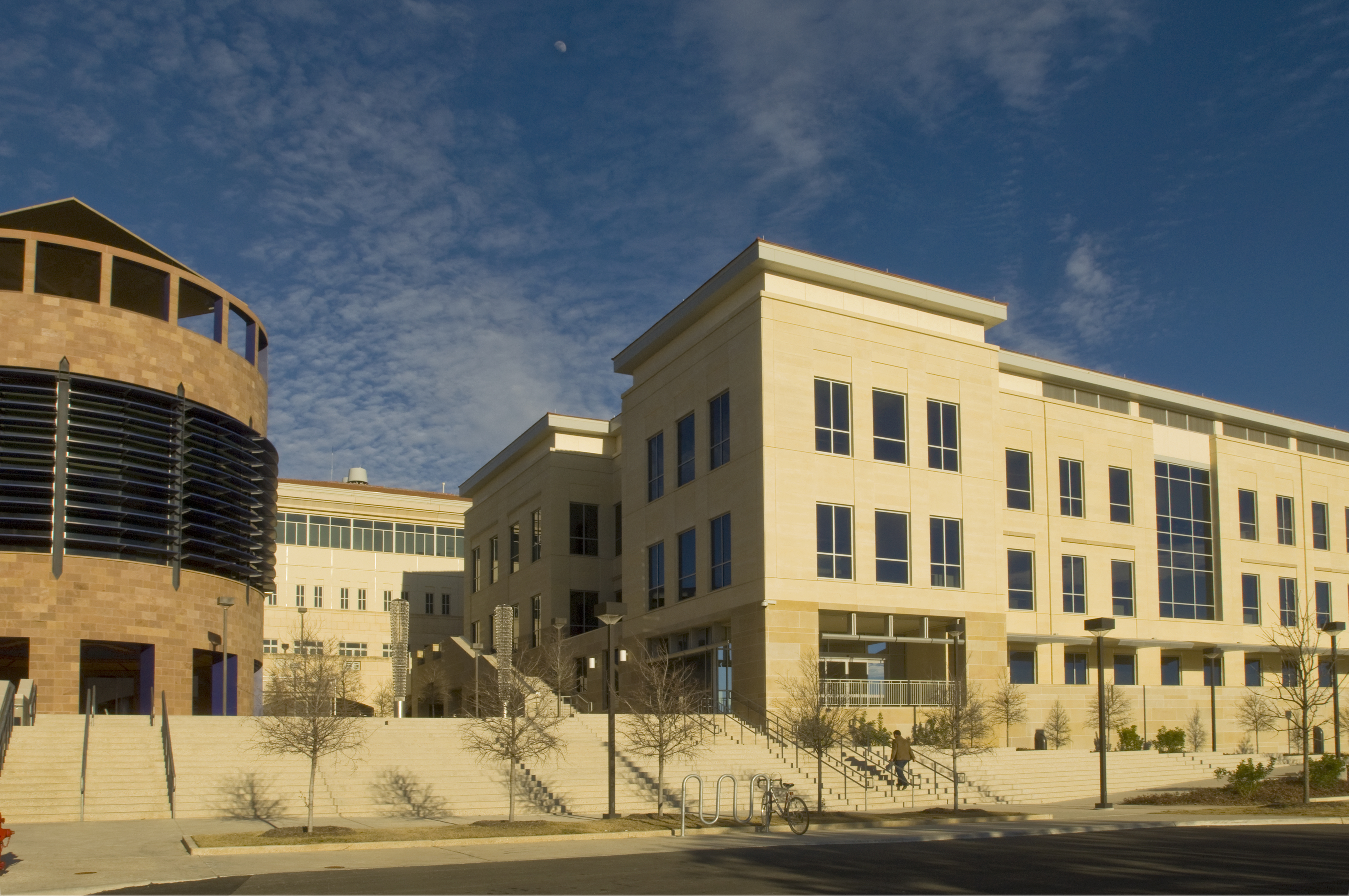 Klesse College AET Building