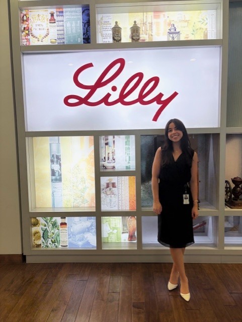Camila during her internship at Eli Lilly