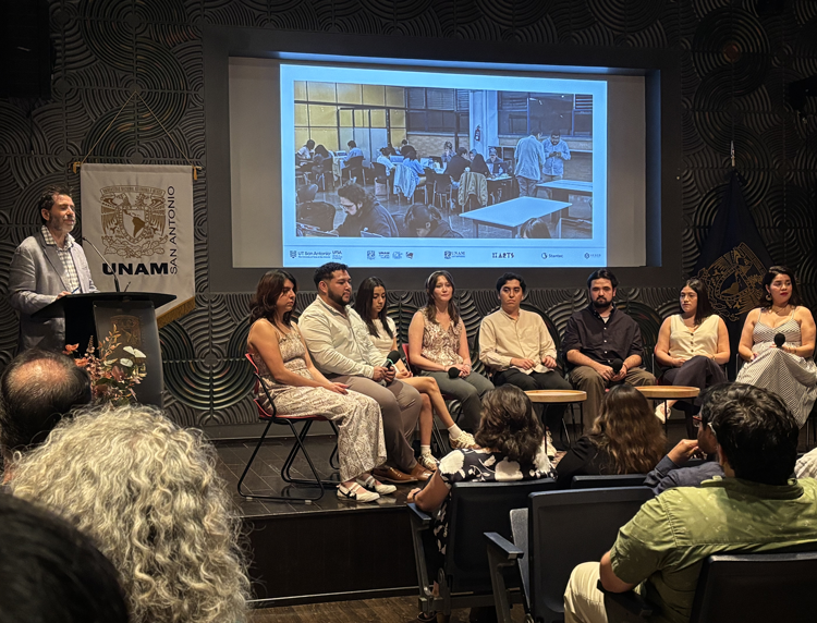 Panel discussion featuring UT San Antonio and UNAM students during the 