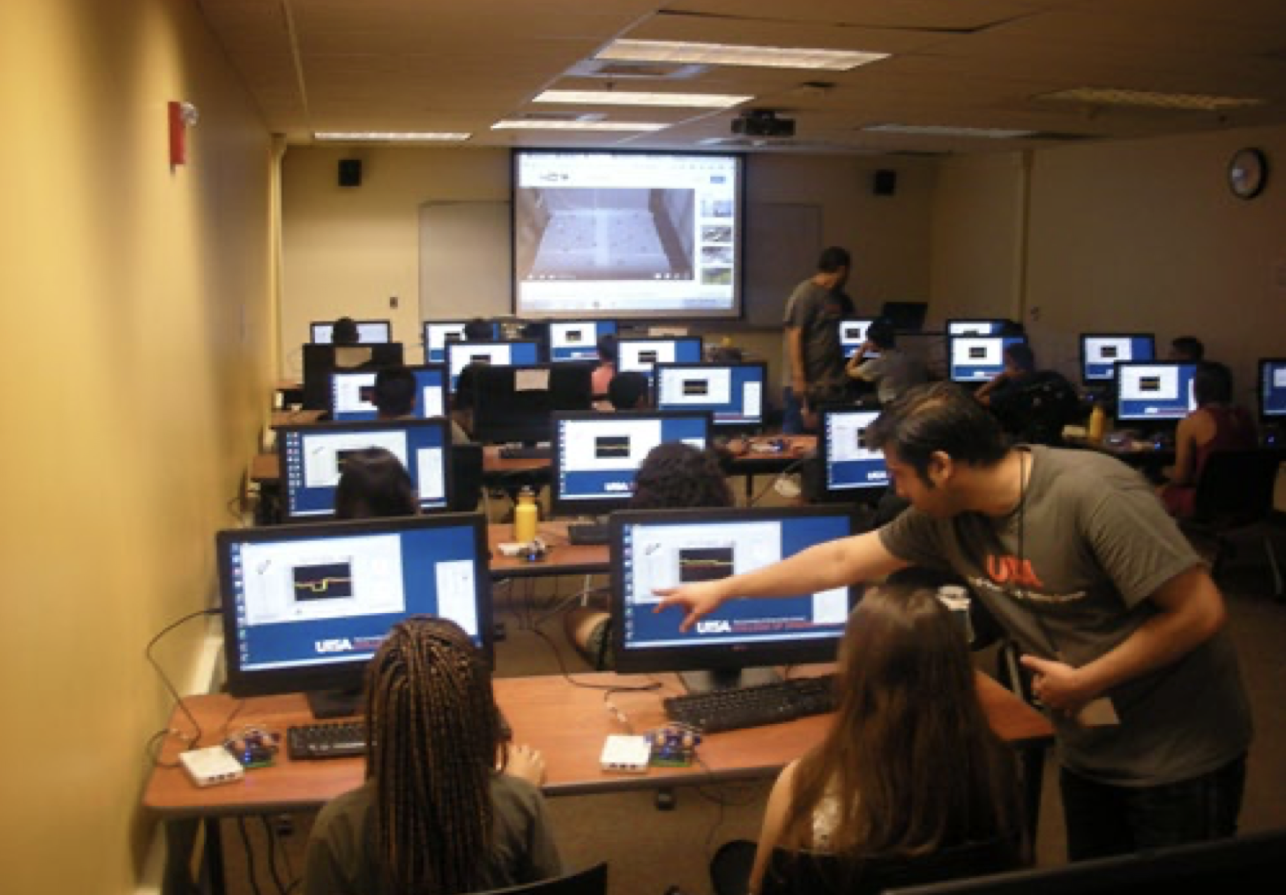 Students and mentors at a Center for Excellence in Engineering Education Research event.